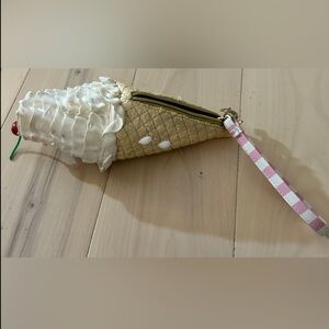 Betsey Johnson "Kiss Me Till Ice Cream" Wristlet kitsch